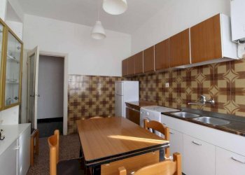 Cucina - Three-room apartment via Pasquale Berghini, Genova (neighborhood Marassi) - photo 12