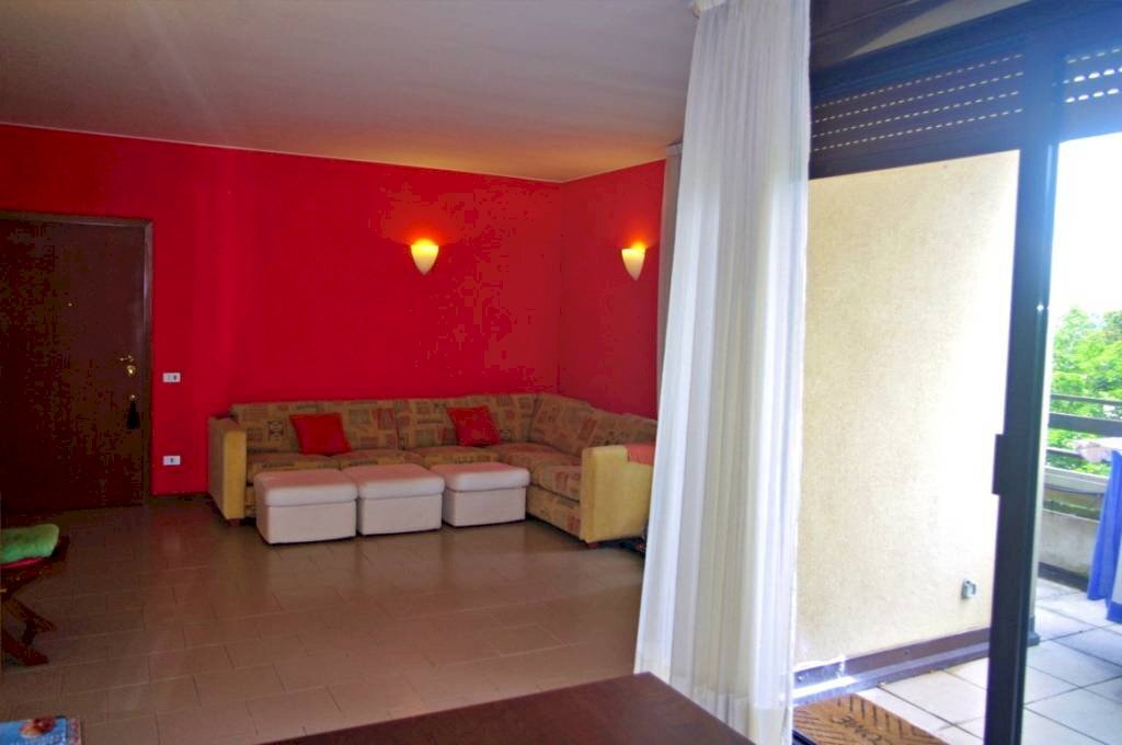 Salone - Trilocale viale delle Rimembranze, 1, Busto Arsizio - foto 3