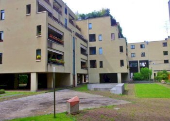 Facciata - Trilocale viale delle Rimembranze, 1, Busto Arsizio - foto 5