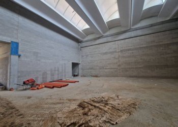 Magazzino - Capannone via Monte Grappa, 40, Arese - foto 4