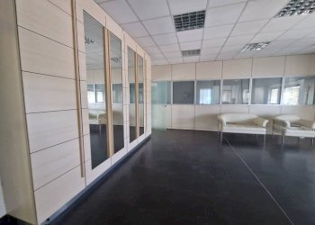 Interno non residenziale - Capannone viale Lombardia, Parabiago - foto 5