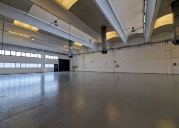 Interno non residenziale - Capannone viale Lombardia, Parabiago - foto 12