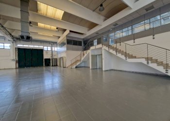 Interno non residenziale - Capannone viale Lombardia, Parabiago - foto 14