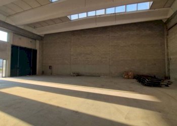 Magazzino - Capannone via Monte Grappa, 40, Arese - foto 8