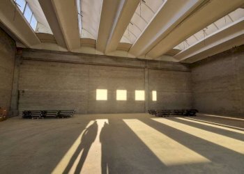 Magazzino - Capannone via Monte Grappa, 40, Arese - foto 14