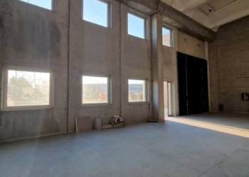 Interno non residenziale - Capannone via Monte Grappa, 40, Arese - foto 15