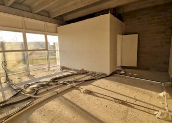 Interno non residenziale - Capannone via Monte Grappa, 40, Arese - foto 19