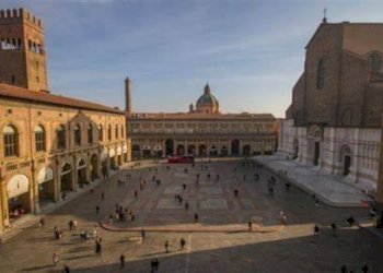 Zona - Negozio via Clavature, Bologna (zona Centro Storico) - foto 1