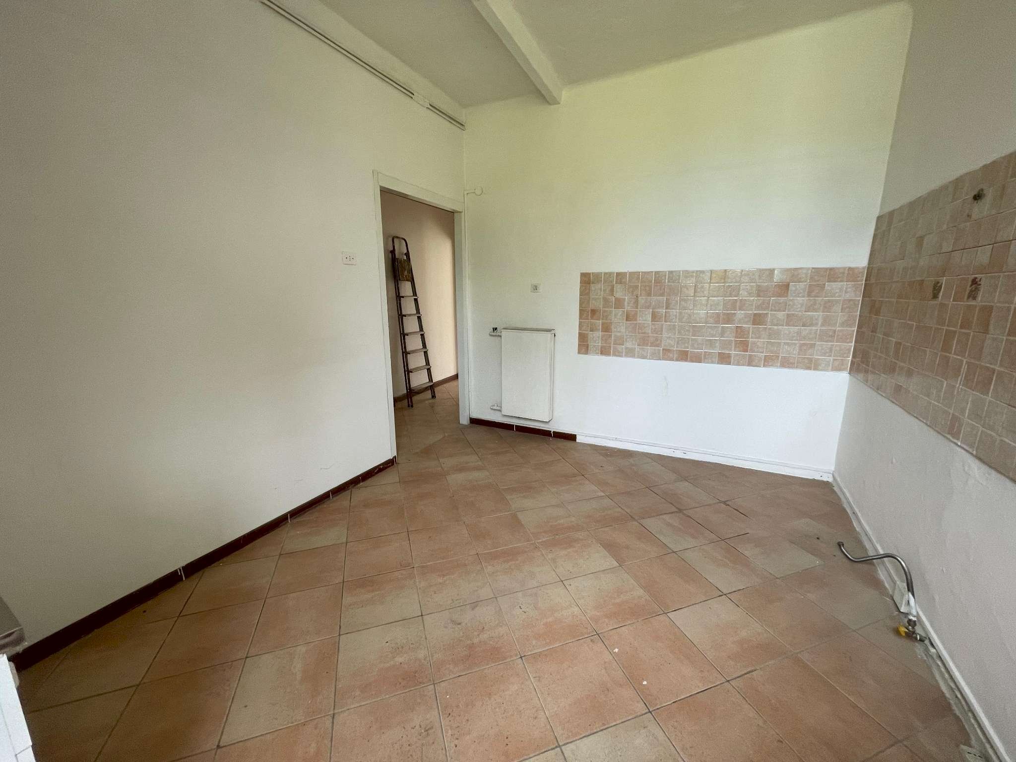 appartamento in vendita ristrutturato voltaggio pi - Bilocale piazza Sinibaldo Scorza, Voltaggio - foto 3