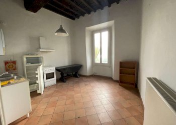 APPARTAMENTO IN VENDITA VOLTAGGIO PIAZZA SINIBALDO - Bilocale piazza Sinibaldo Scorza, Voltaggio - foto 3