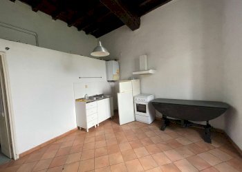 APPARTAMENTO IN VENDITA VOLTAGGIO PIAZZA SINIBALDO - Bilocale piazza Sinibaldo Scorza, Voltaggio - foto 4