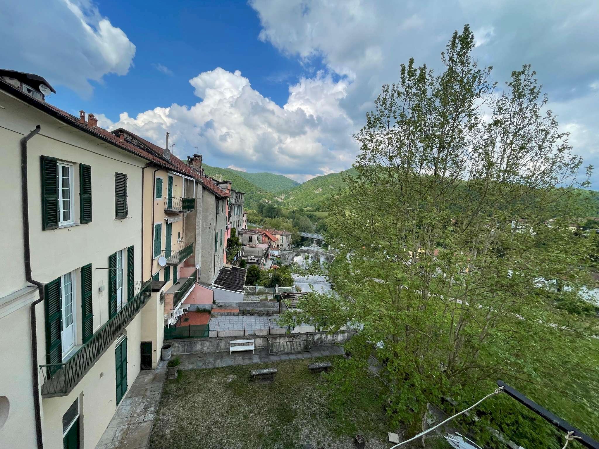 appartamento in vendita voltaggio via sinibaldo sc - Appartamento piazza Sinibaldo Scorza, Voltaggio - foto 1