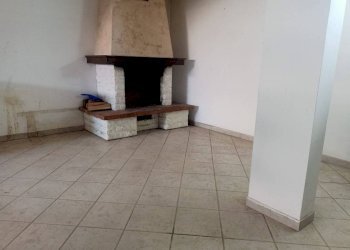 Salone - Villa a Schiera via Caduti di Nassiriya, 25, Poirino - foto 46