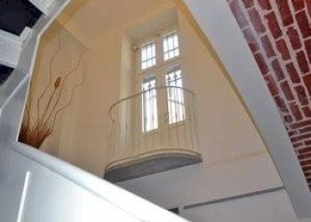 Interno palazzo - Shop via Giulia di Barolo, 11g, Torino - photo 2