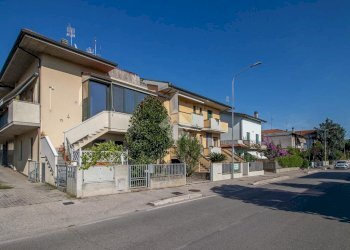 Terraced Villa Viale Litorale Marina, Cesenatico - photo 40