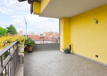 Attic Via strada statale dei giovi, Cormano - photo 15