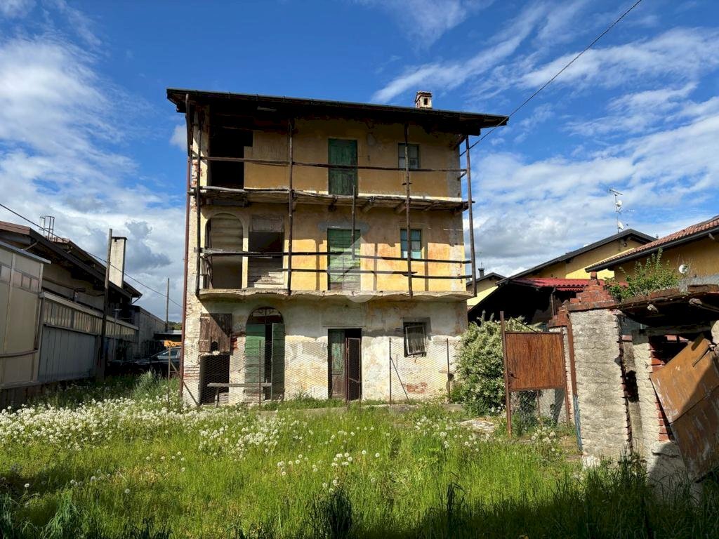 Casa indipendente Via roma, Agrate Conturbia - foto 1