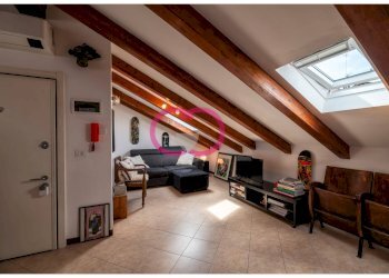 Foto 1 - Bilocale Via Simone Canepa
 
4, Varazze - foto 1