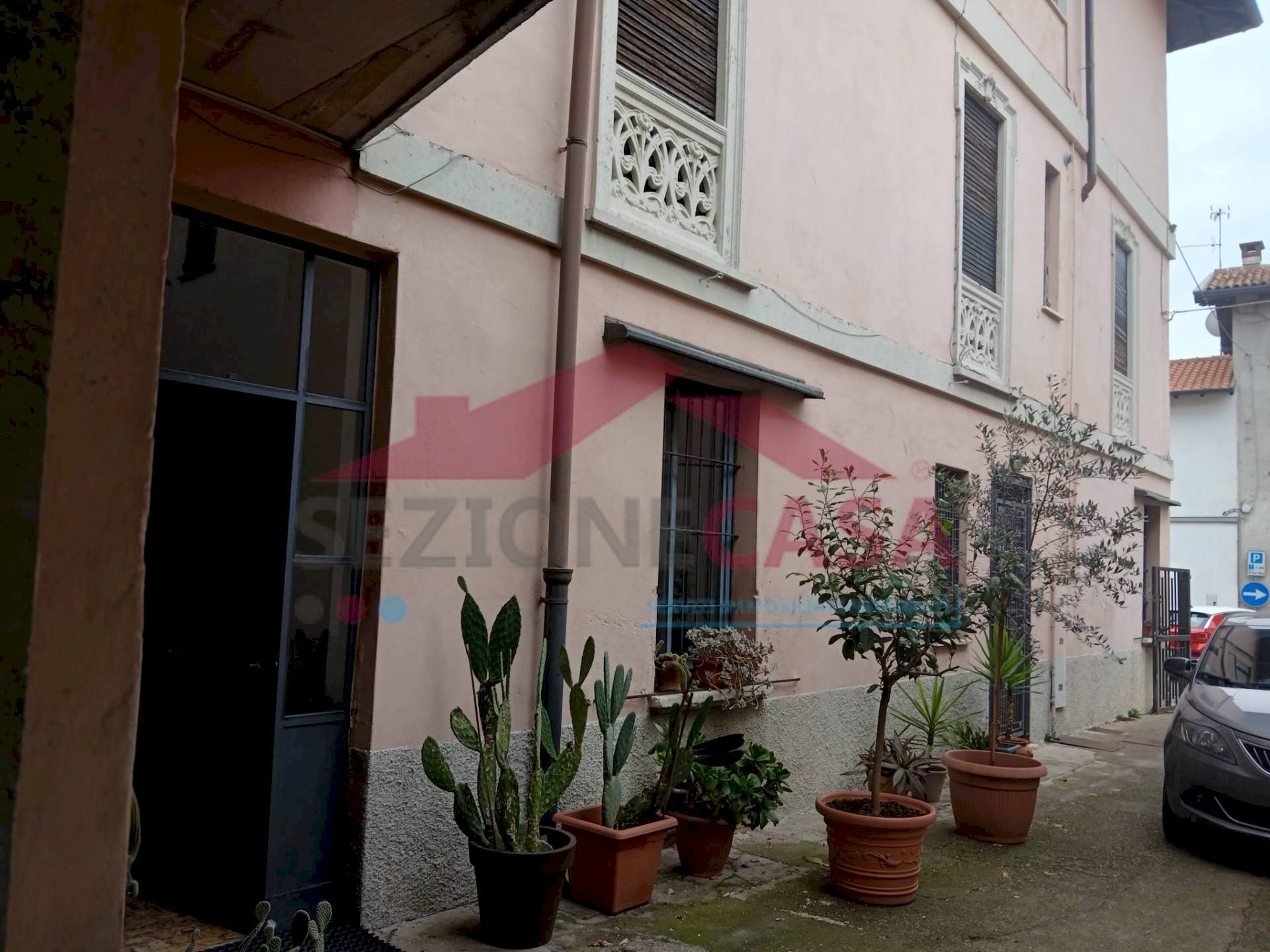 Foto 1 - Trilocale VIA LIBERTA'
 
10, Turate - foto 1