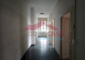 Foto 13 - Trilocale VIA LIBERTA'
 
10, Turate - foto 13