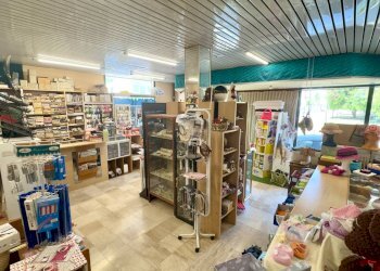 Foto 5 - Commercial Premises Via Fadda
 
29, Quartu Sant'Elena - photo 5