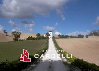 Foto 1 - Villa Contrada Botonto
 
13, Macerata - foto 1