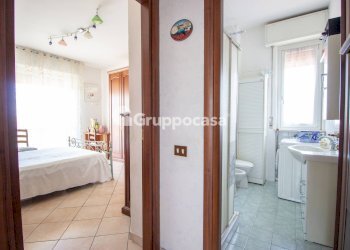 Foto 20 - Trilocale Via Cavalieri di Vittorio Veneto
 
1, Robecco sul Naviglio - foto 20