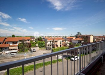 Foto 23 - Trilocale Via Cavalieri di Vittorio Veneto
 
1, Robecco sul Naviglio - foto 23