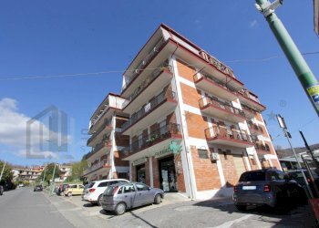 Foto 2 - Trilocale VIA NAZIONALE
 
13, Marzi - foto 2