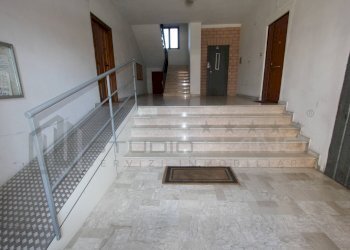 Foto 5 - Trilocale VIA NAZIONALE
 
13, Marzi - foto 5