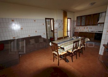 Foto 16 - Trilocale VIA NAZIONALE
 
13, Marzi - foto 16