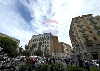 Edificio all\'aperto - Monolocale Via Carlo Nazzaro
 
10, Napoli - foto 12