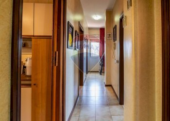 Hall / corridoio - Villa Via Antonio Pietro Coppola
 
9, Mascalucia - foto 12