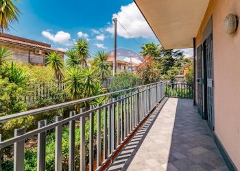 Balcone - Villa Via Antonio Pietro Coppola
 
9, Mascalucia - foto 15