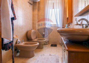 Bagno - Villa Via Antonio Pietro Coppola
 
9, Mascalucia - foto 25