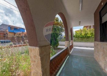 Terrazza - Casa semi indipendente Agnone Bagni Via delle Gardenie
 
15, Augusta - foto 16