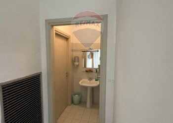 Bagno - Commercial Premises via della comunità Europea
 
22/24, Figline e Incisa Valdarno - photo 7