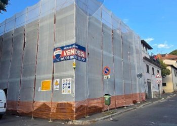 Edificio all\'aperto - Trilocale VIA CARLO ARMELLINI
 
17, Monterotondo - foto 5