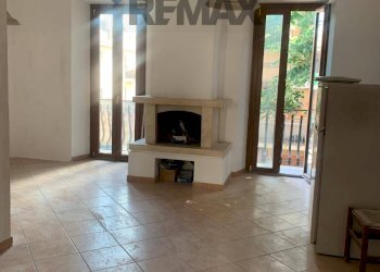 Soggiorno - Trilocale VIA CARLO ARMELLINI
 
17, Monterotondo - foto 3