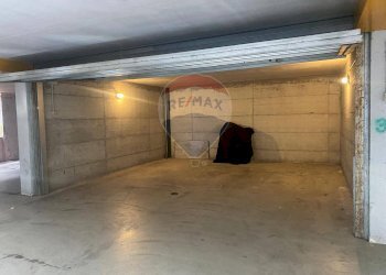 Parcheggio - Box VIA VITTORIO EMANUELE
 
153, Capriolo - photo 7