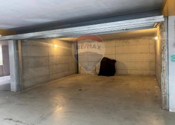 Parcheggio - Box VIA VITTORIO EMANUELE
 
153, Capriolo - photo 9