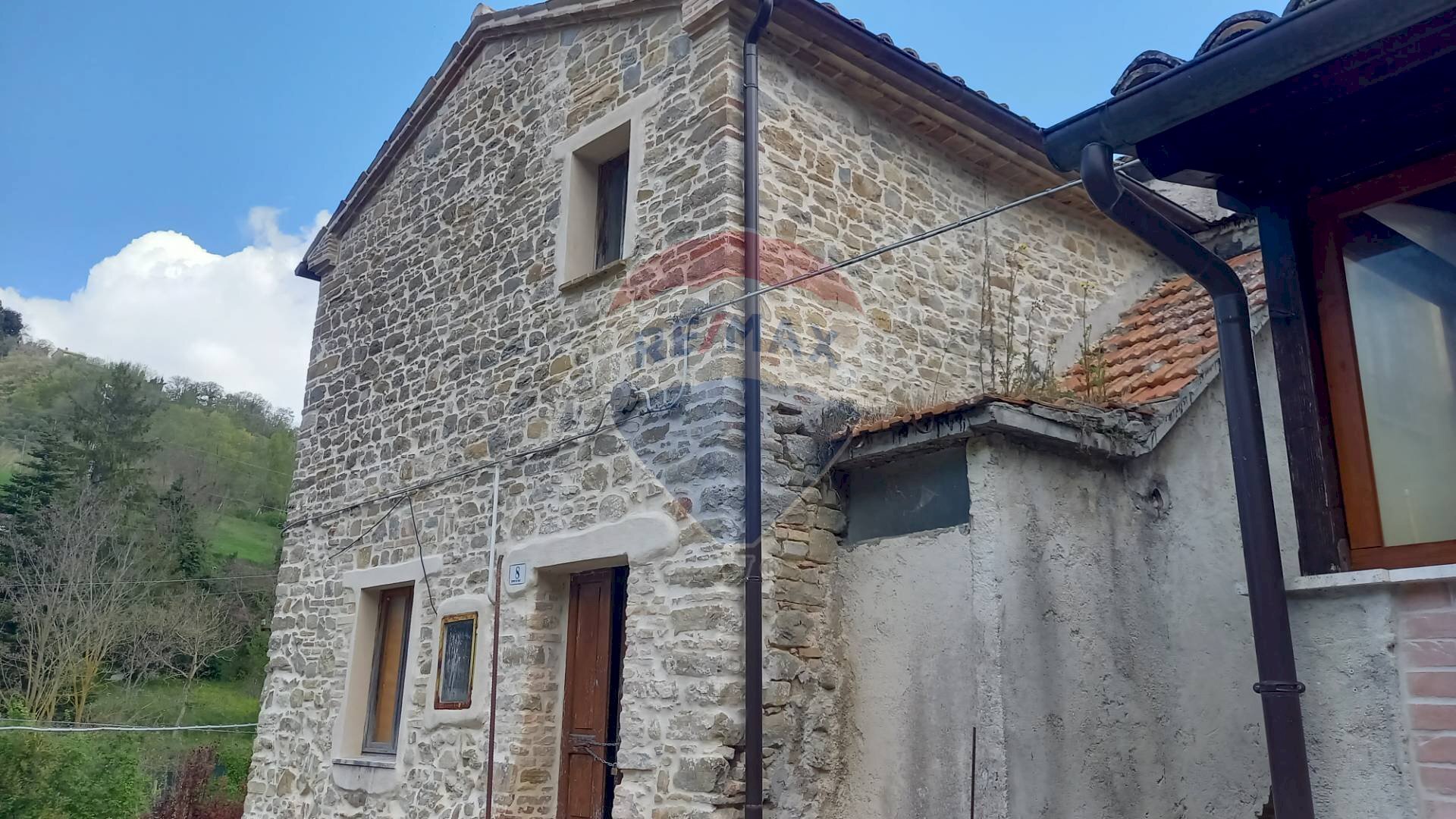 Casa all\'aperto - Casa semi indipendente Località Capo di Rio
 
8, Cingoli - foto 2