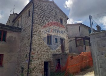 Casa all\'aperto - Semi-detached house Località Capo di Rio
 
8, Cingoli - photo 9