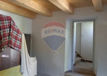 Scale - Semi-detached house Località Capo di Rio
 
8, Cingoli - photo 15