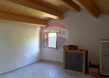 Stanza vuota - Semi-detached house Località Capo di Rio
 
8, Cingoli - photo 17