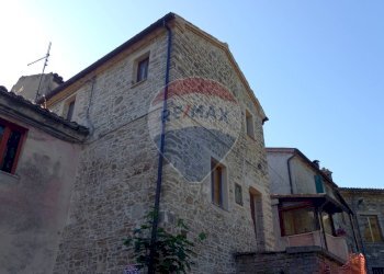 Edificio all\'aperto - Semi-detached house Località Capo di Rio
 
8, Cingoli - photo 28