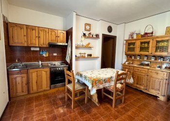 soggiorno - Trilocale Via Giangirone, Roburent - foto 2