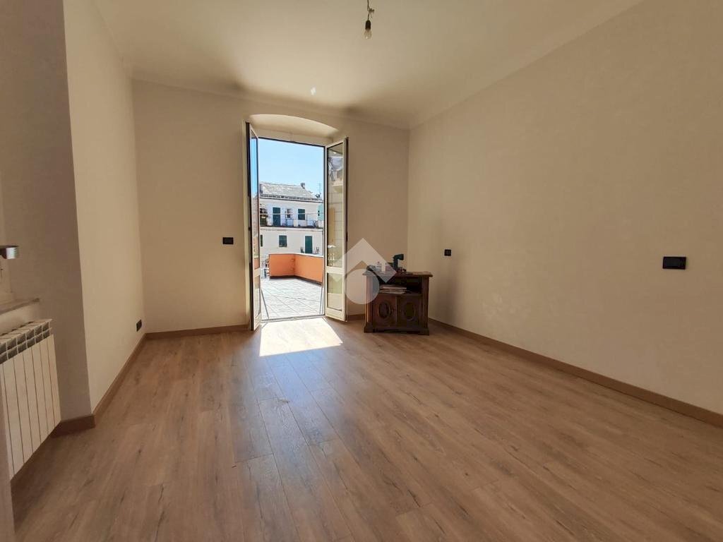 Quadrilocale Via ramiro ginocchio, Genova (zona Sestri Ponente) - foto 1