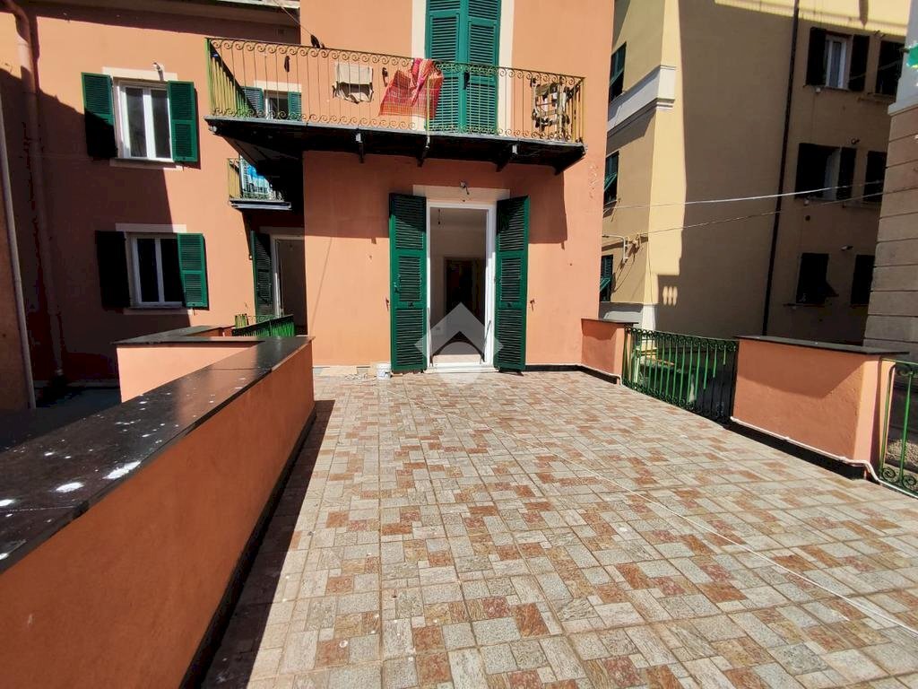 Quadrilocale Via ramiro ginocchio, Genova (zona Sestri Ponente) - foto 2