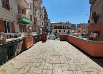 Quadrilocale Via ramiro ginocchio, Genova (zona Sestri Ponente) - foto 4